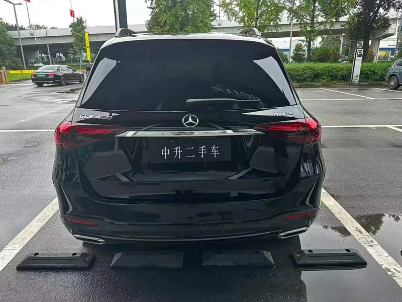 Mercedes-Benz GLE — фото 7
