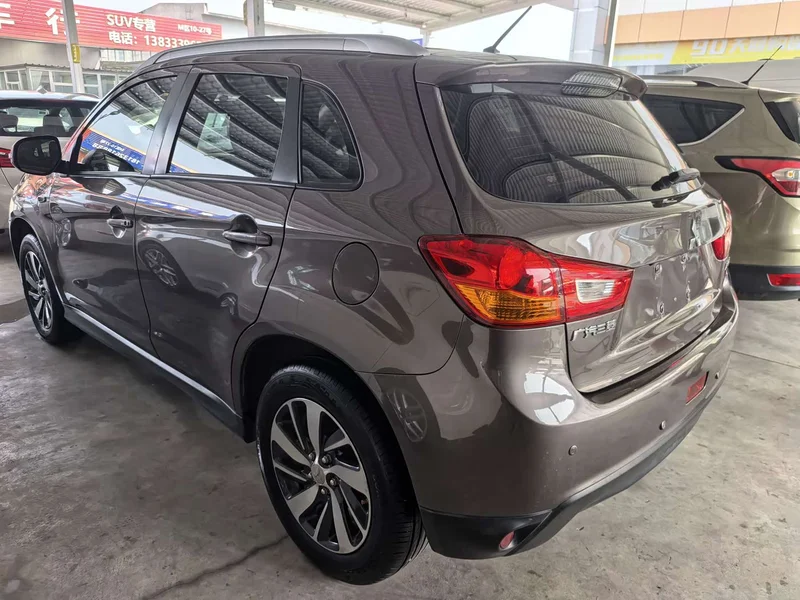 Mitsubishi ASX — фото 9