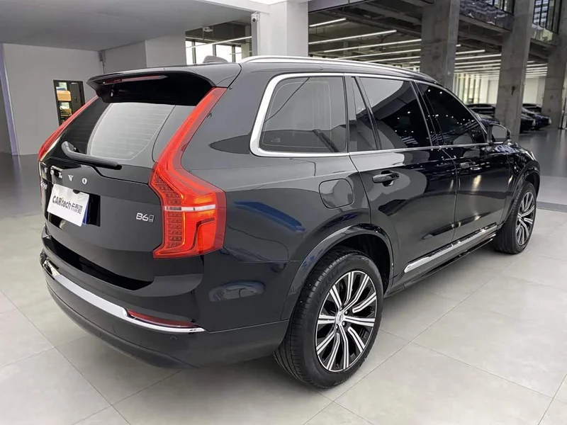 Volvo XC90 — фото 4