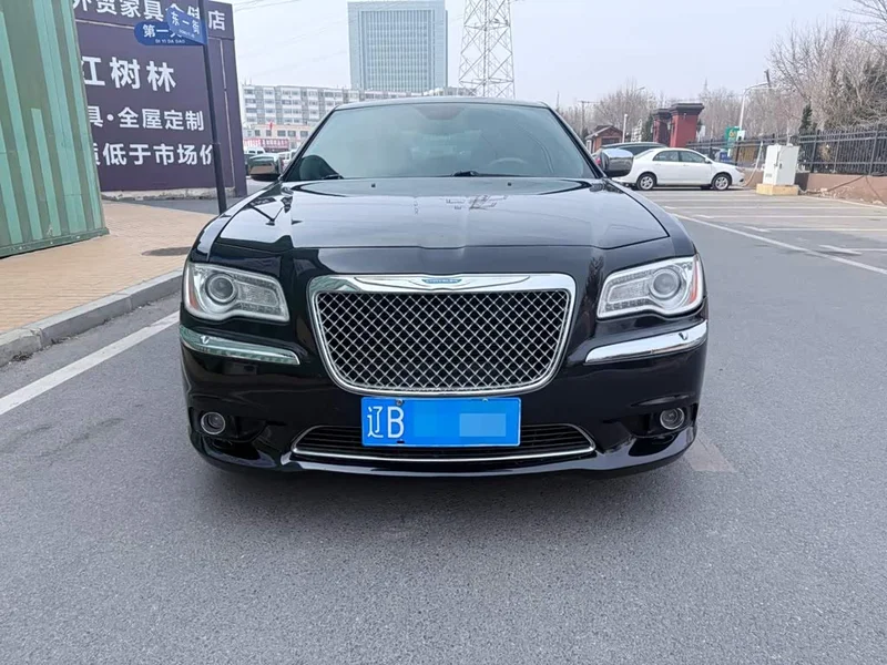 Chrysler 300C — фото 2