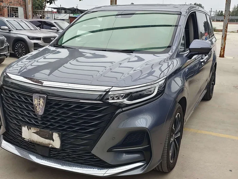 Roewe iMAX8 — фото 1