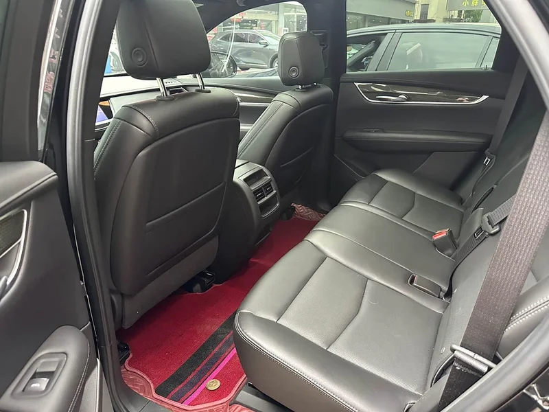 Cadillac XT5 — фото 4