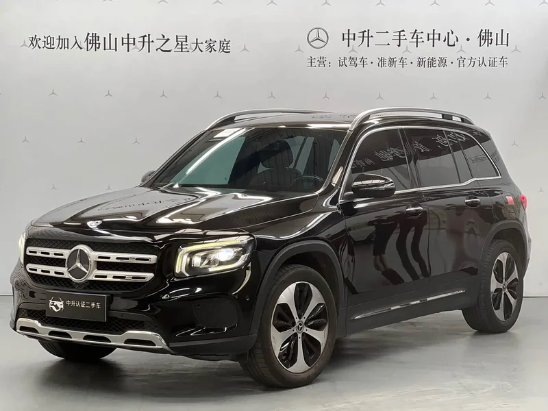 Mercedes-Benz GLB — фото 1