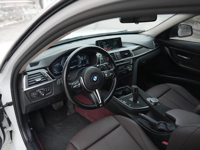 BMW 3-Series — фото 12