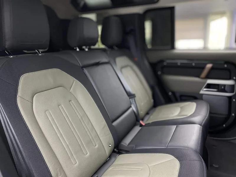 Land Rover Defender — фото 20