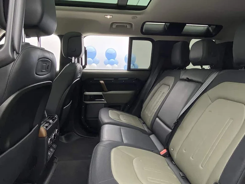 Land Rover Defender — фото 27