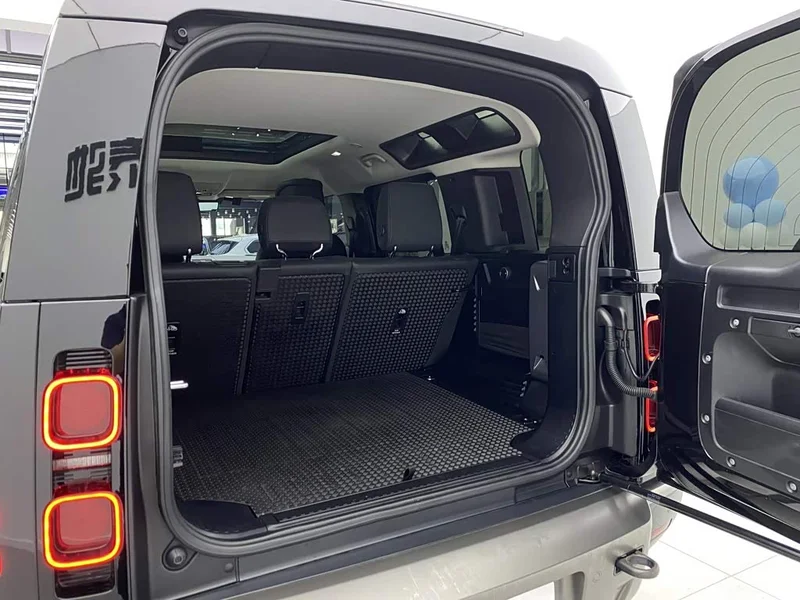 Land Rover Defender — фото 33