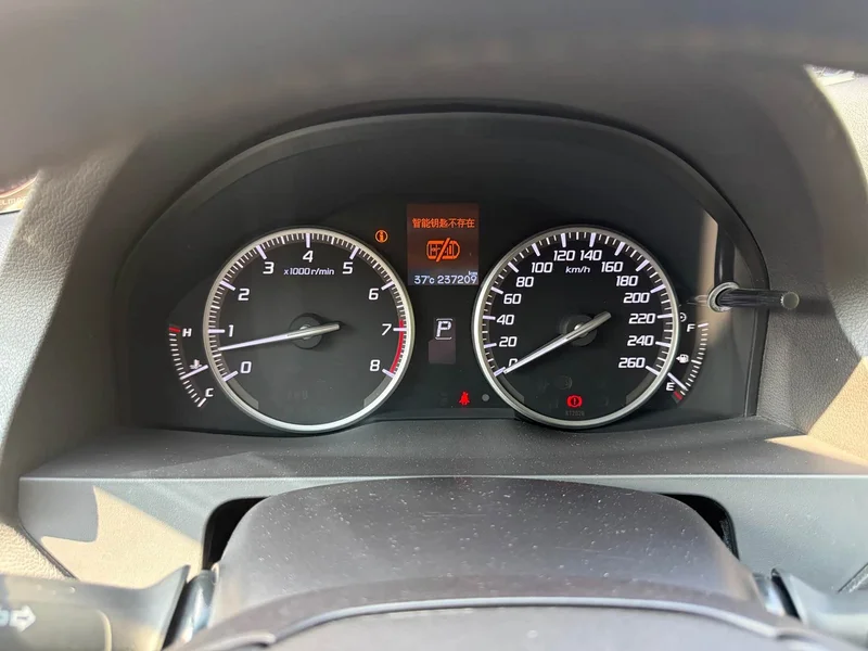 Acura RDX (Imported) — фото 16