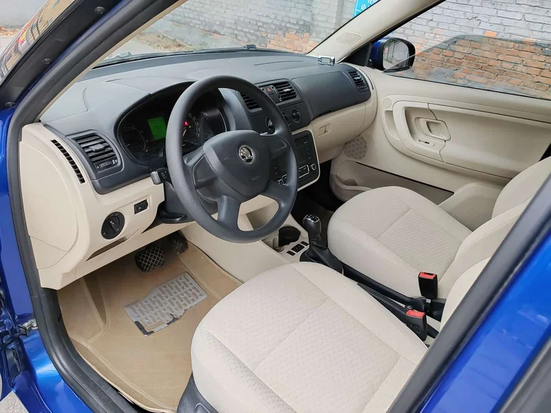 Skoda Citigo — фото 7