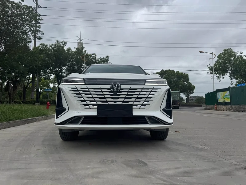 Changan CS75PLUS — фото 1