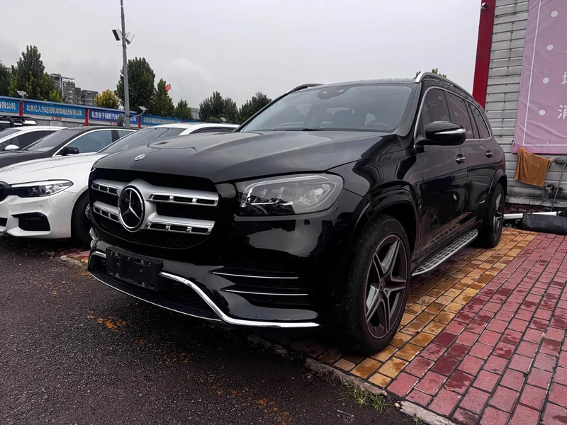 Mercedes-Benz GLS — фото 1