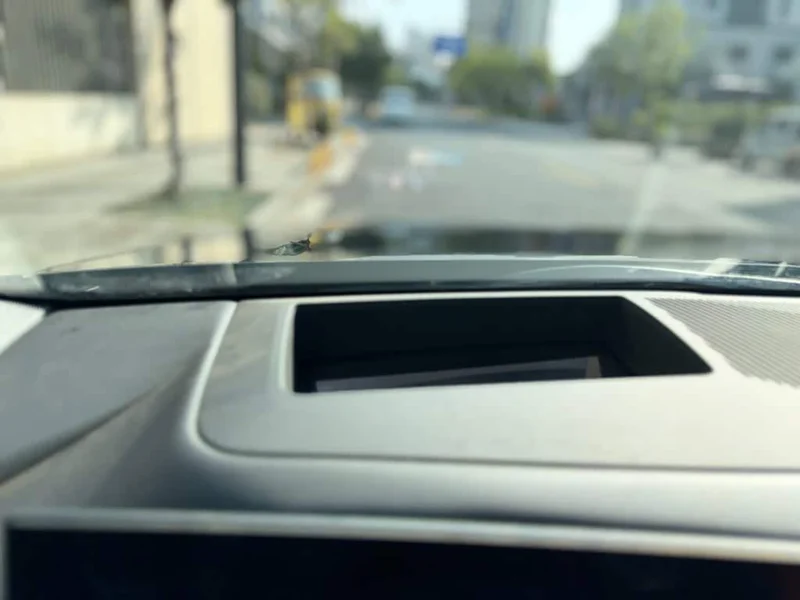 BMW 5-Series — фото 10