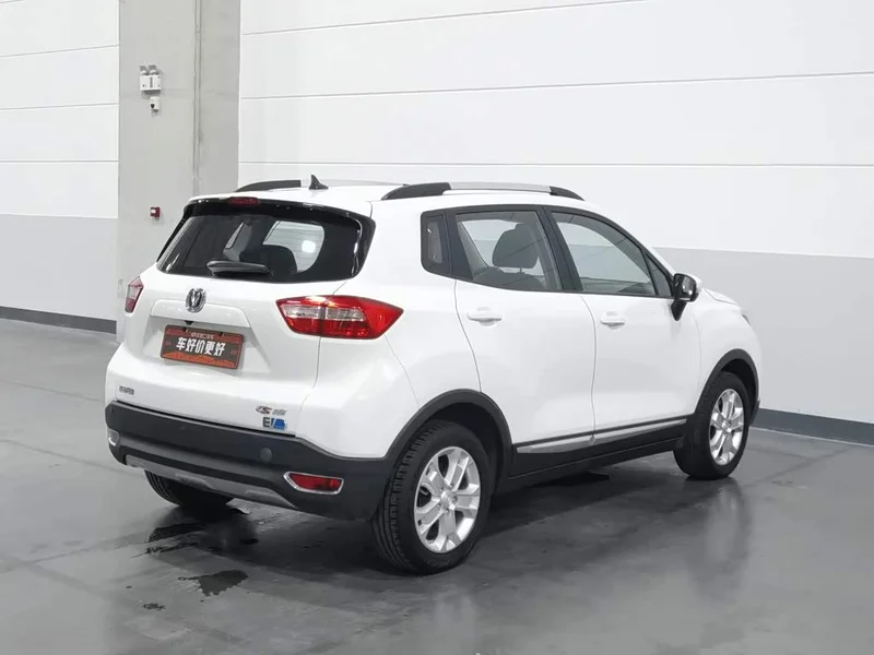 Changan CS15EV — фото 2