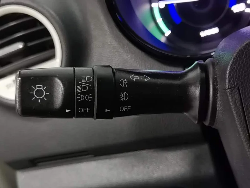 Changan CS15EV — фото 21