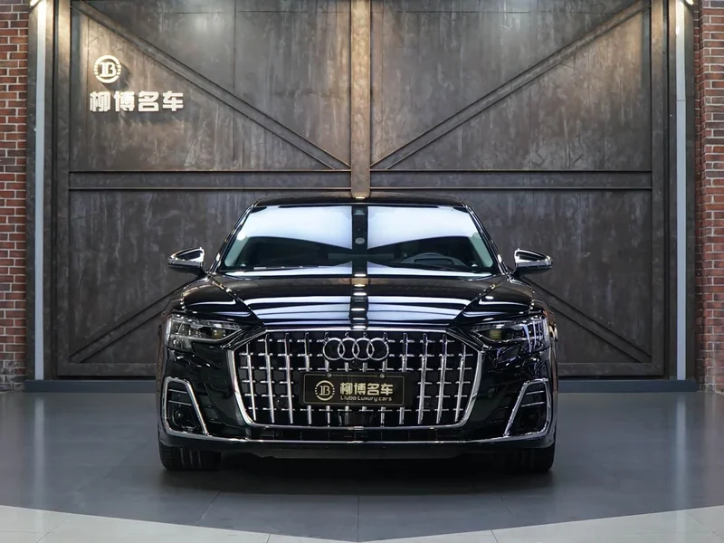 Audi A8 — фото 2