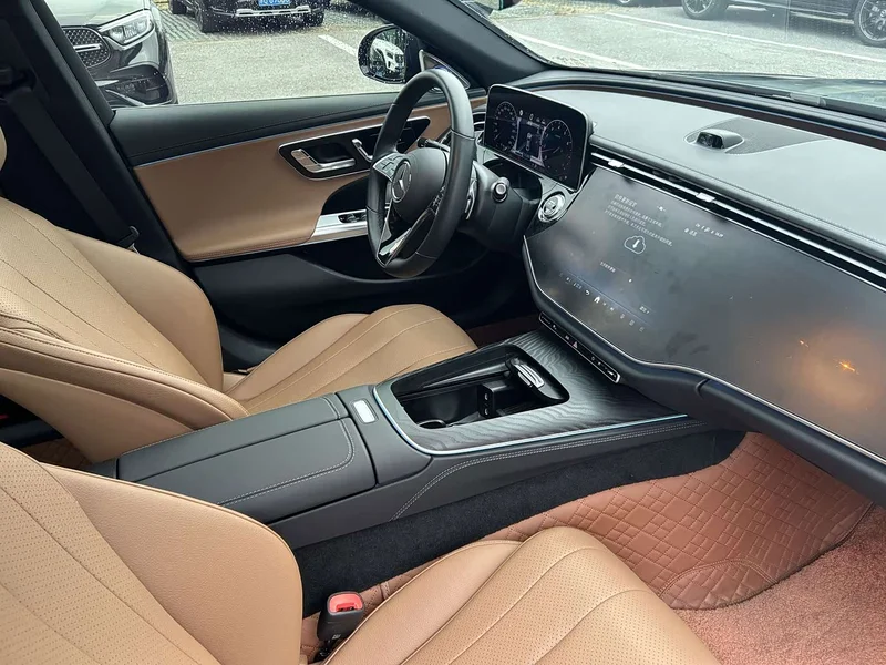 Mercedes-Benz E-Class (Imported) — фото 15