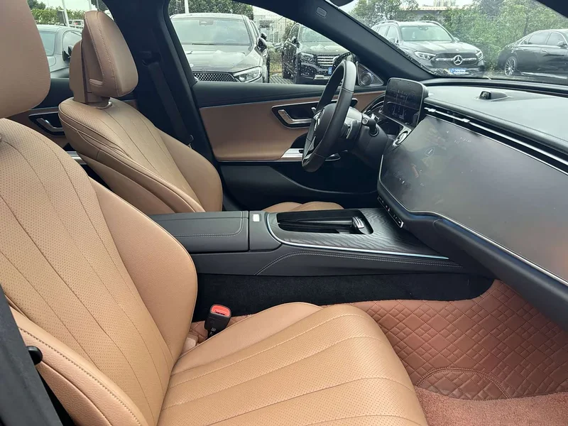 Mercedes-Benz E-Class (Imported) — фото 16