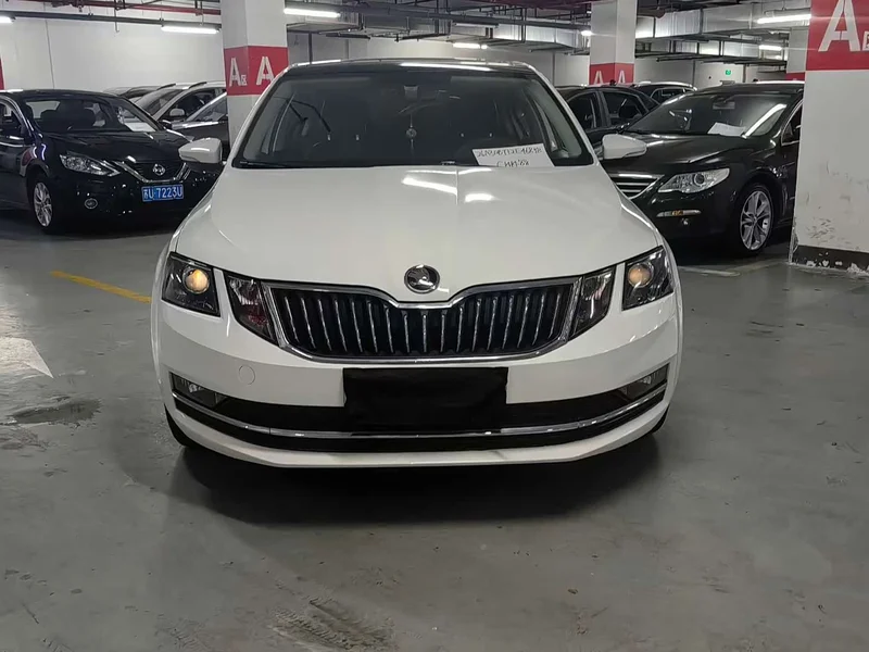 Volkswagen Octavia — фото 3