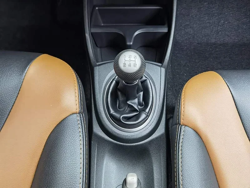 Honda Fit — фото 13