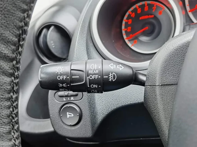 Honda Fit — фото 21