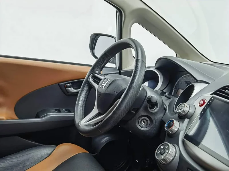 Honda Fit — фото 22