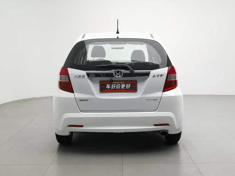 Honda Fit — фото 4