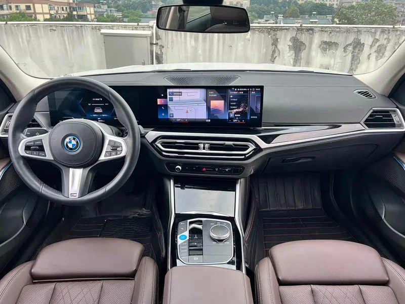BMW i3 — фото 4