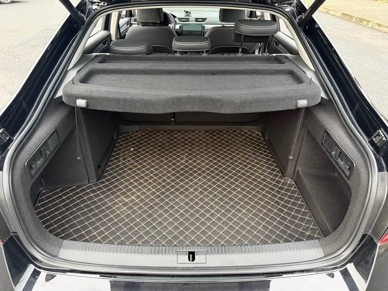 Skoda Superb — фото 7