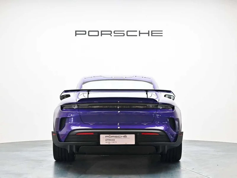 Porsche Taycan — фото 15