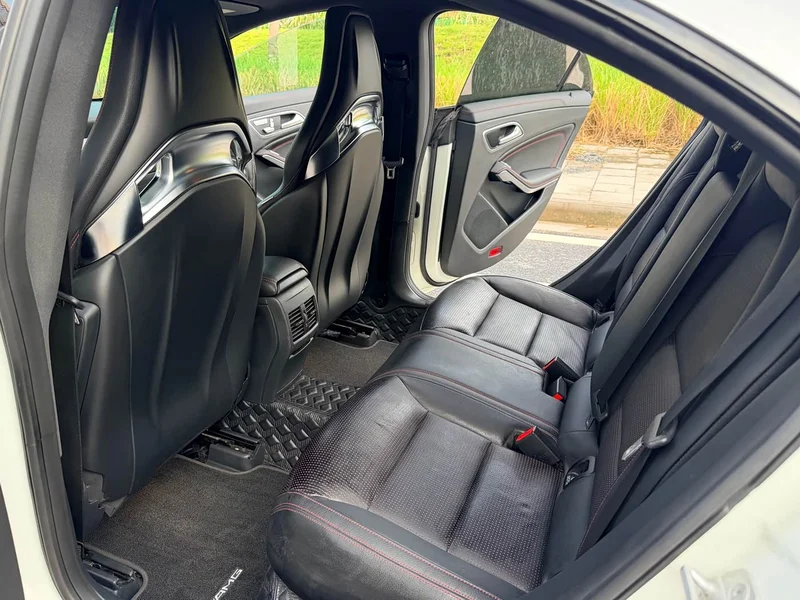 Mercedes-Benz CLA-Class AMG — фото 16