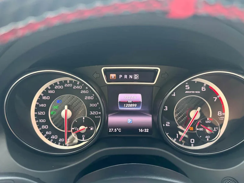 Mercedes-Benz CLA-Class AMG — фото 17