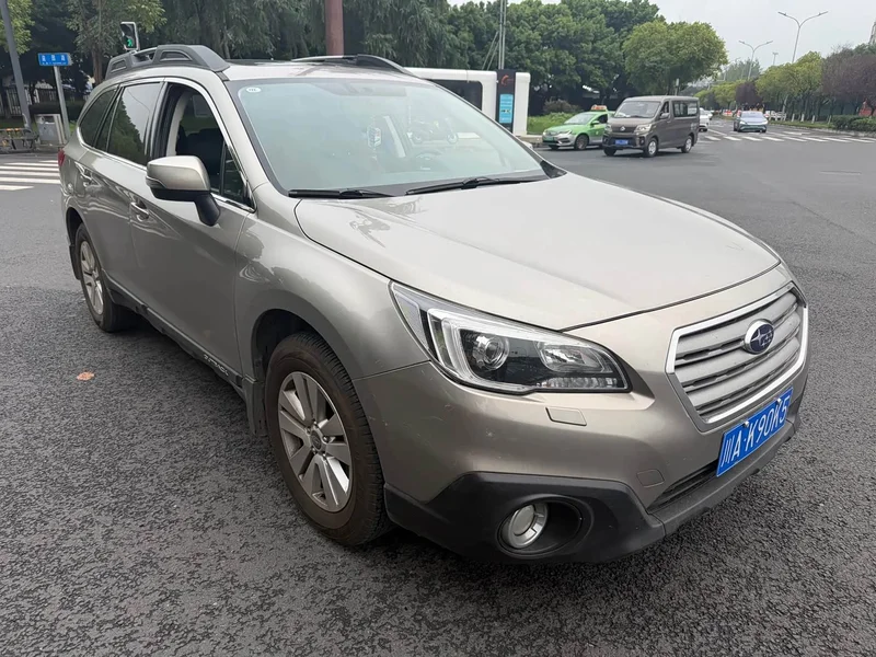 Subaru Outback — фото 3