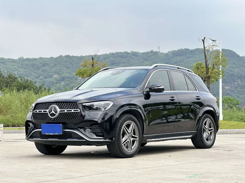 Mercedes-Benz GLE — фото 1
