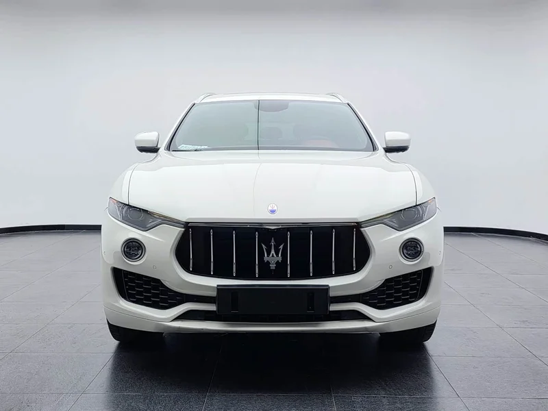 Maserati Levante — фото 2