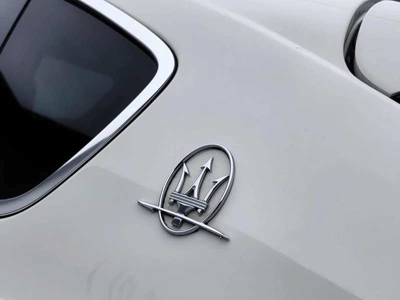 Maserati Levante — фото 25