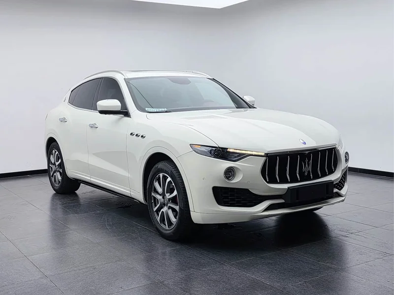 Maserati Levante — фото 3