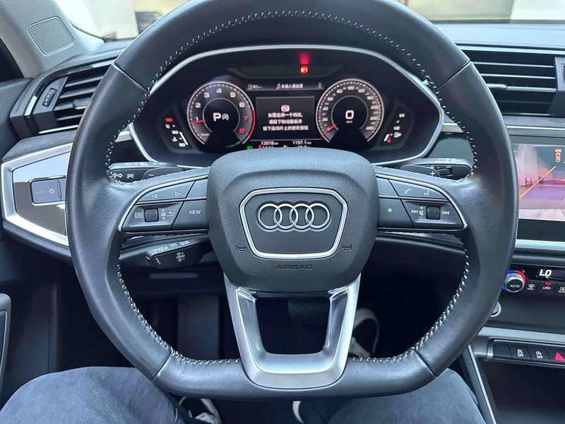 Audi Q3 — фото 19