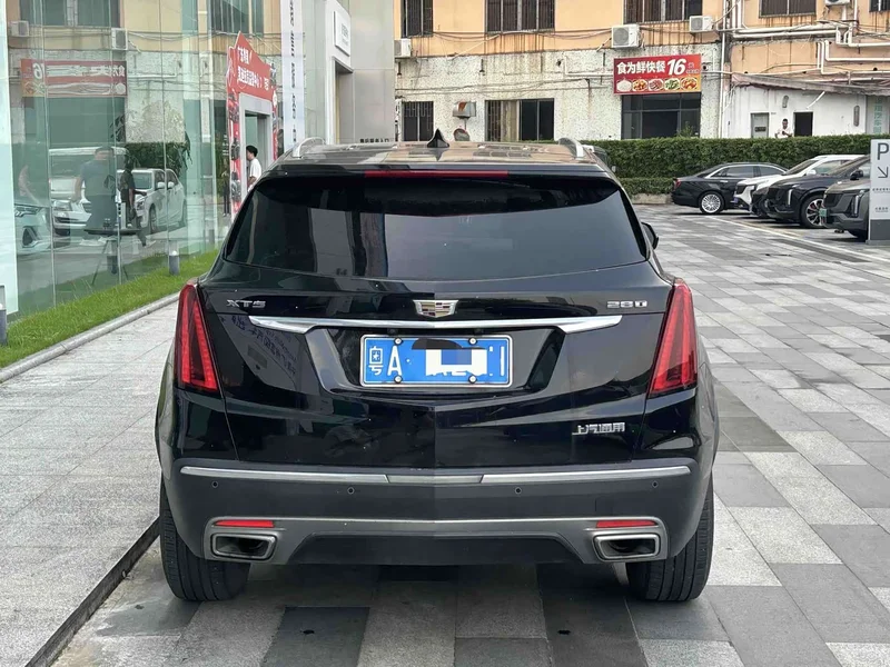 Cadillac XT5 — фото 5