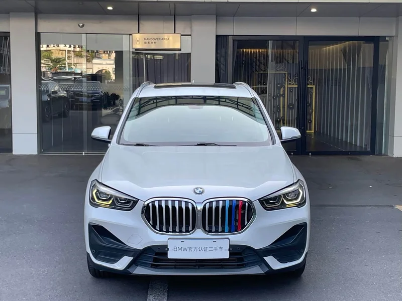 BMW X1 — фото 2