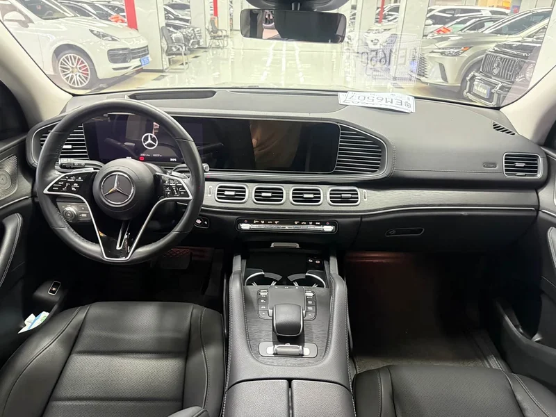 Mercedes-Benz GLE — фото 6