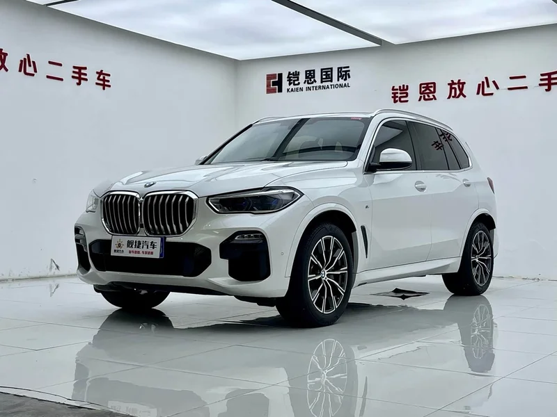 BMW X5 — фото 1