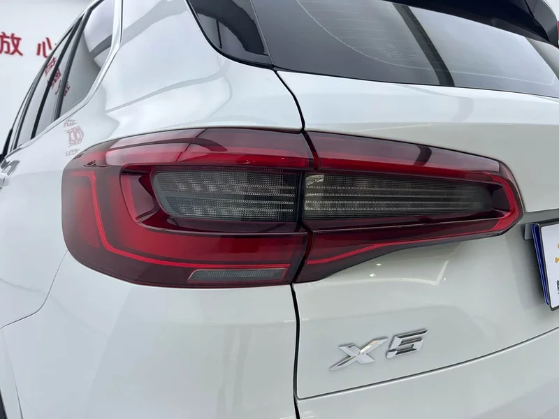 BMW X5 — фото 20