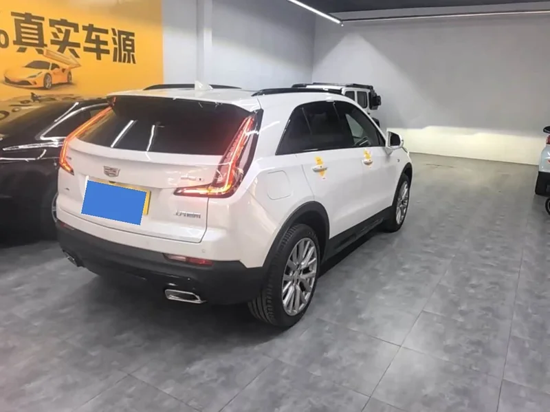 Cadillac XT4 — фото 4