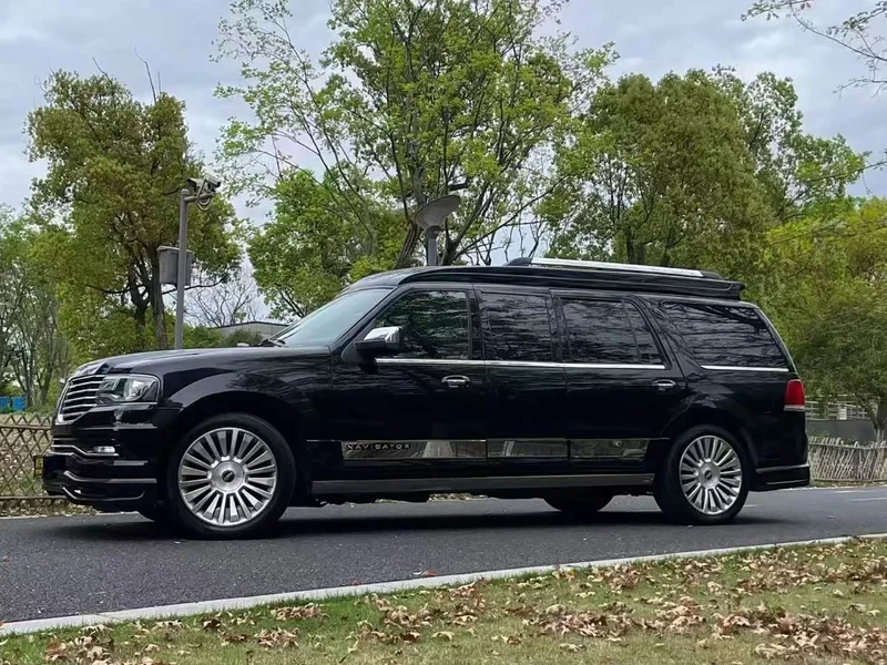 Lincoln Navigator — фото 2