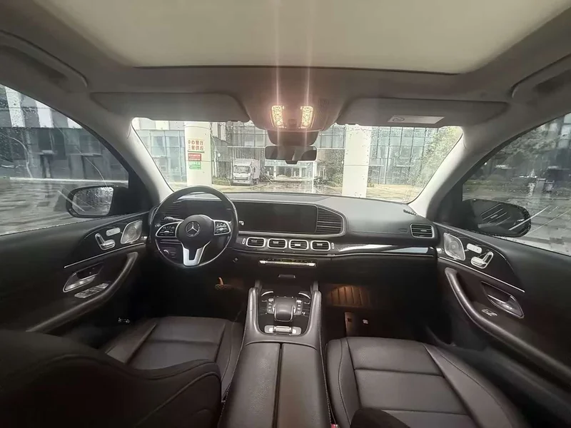 Mercedes-Benz GLE — фото 13