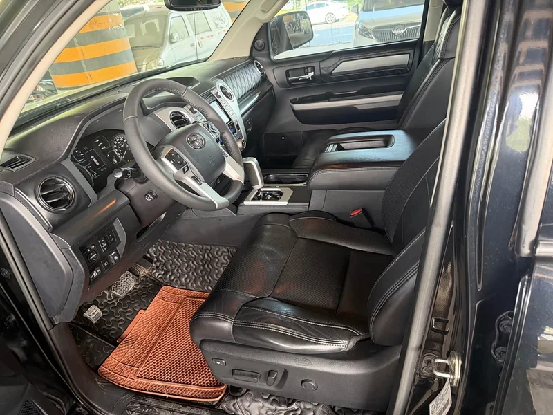 Toyota Tundra — фото 4