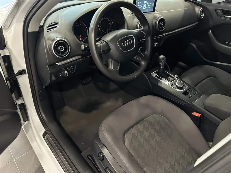 Audi A3 — фото 10