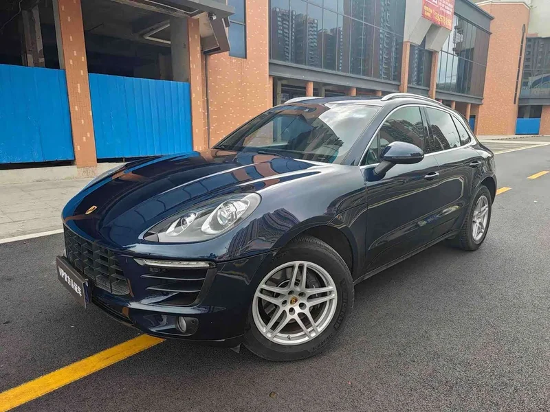 Porsche Macan — фото 1