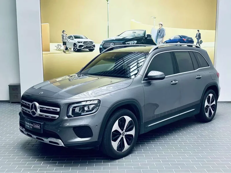 Mercedes-Benz GLB — фото 1