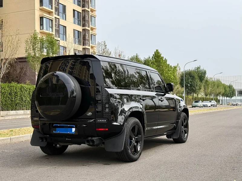 Land Rover Defender — фото 5